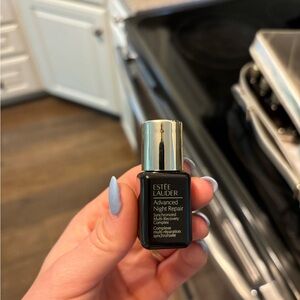 Estée Lauder Advanced Night Repair Serum